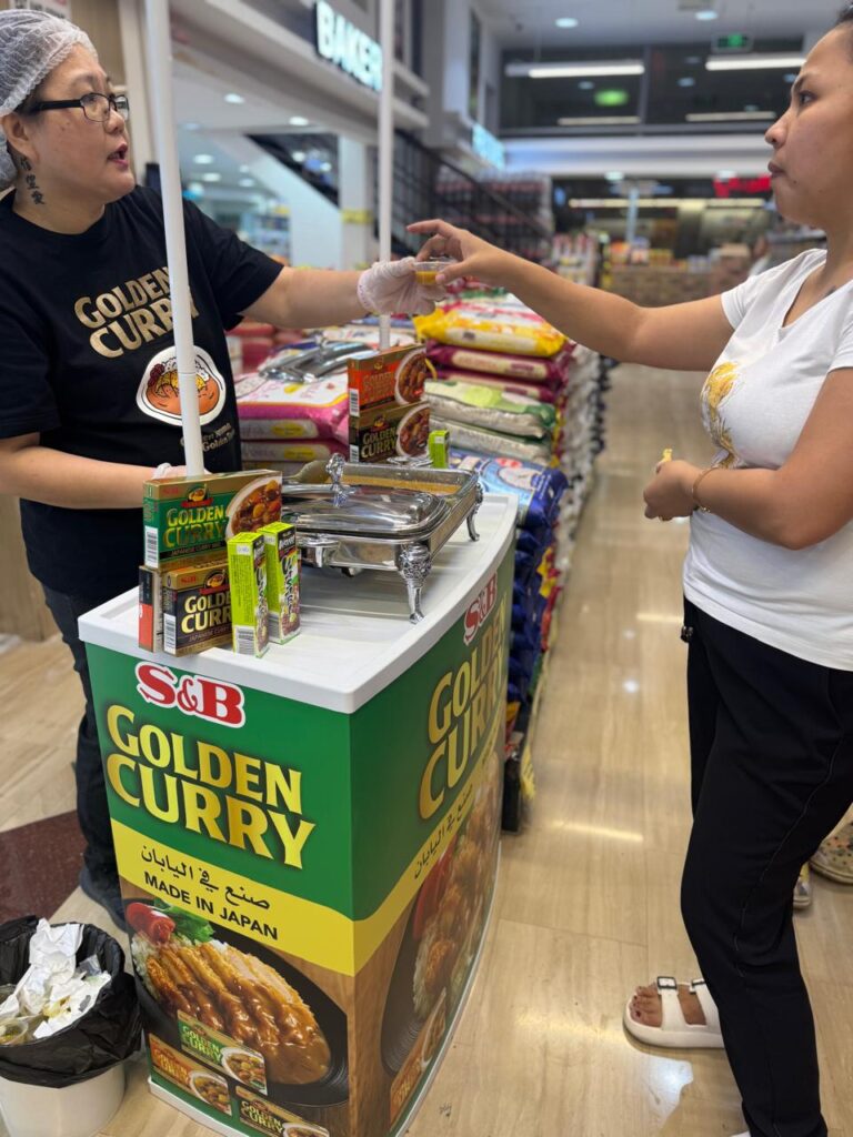 S&B Curry Wet sampling in Choithram supermarket Al safa and Greens DIP on 13th and 14th of Sep